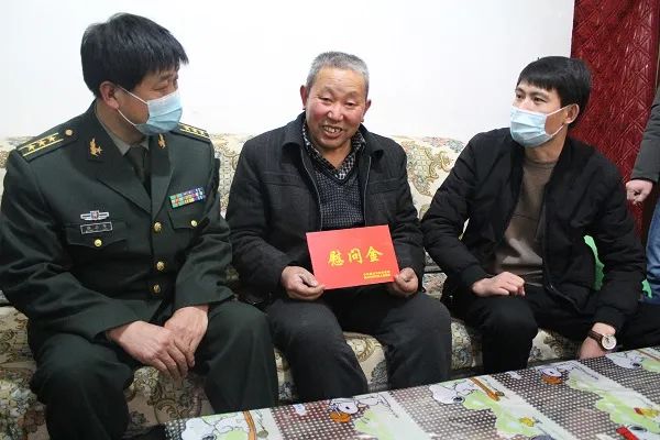 张立军.jpg 张立军.jpg